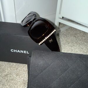 CHANEL Black Square Sunglasses with Pearl Trim